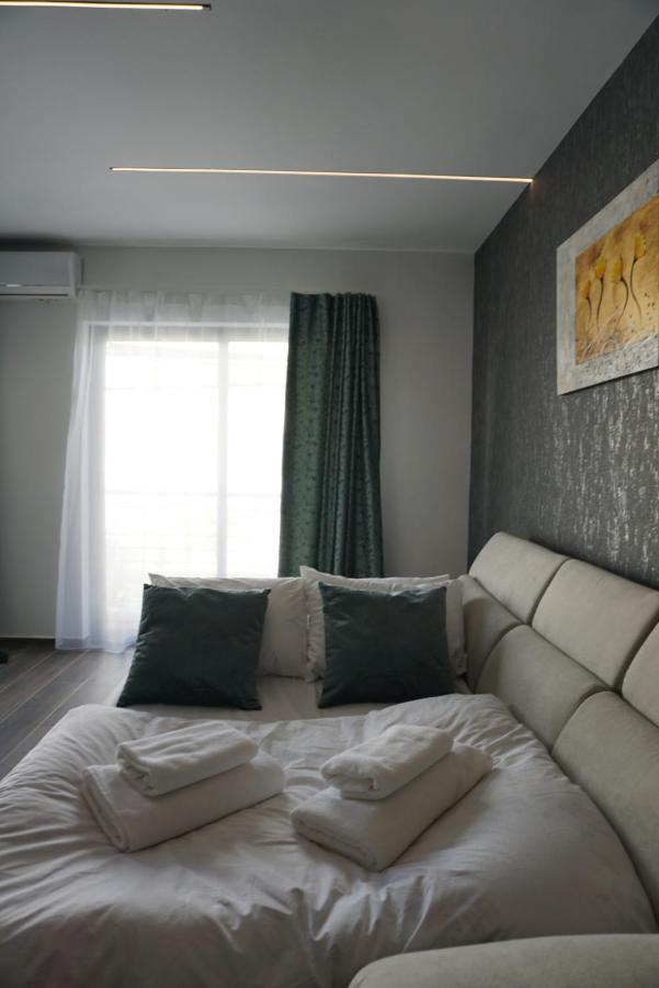 Korzo Suites Paceville San Ġiljan Buitenkant foto