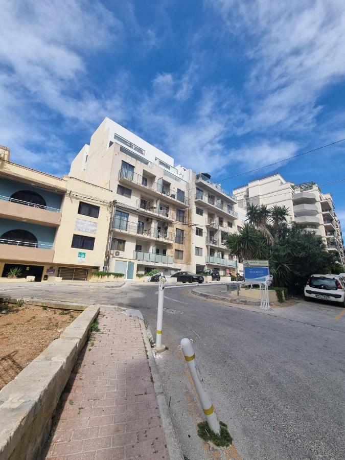 Korzo Suites Paceville San Ġiljan Buitenkant foto